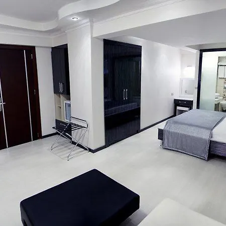 Halley Hotel 3*
