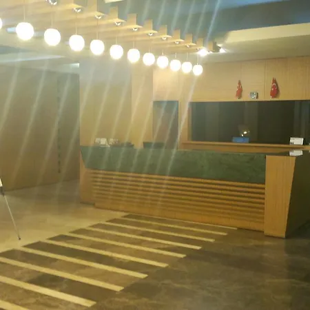 Halley Hotel 3*