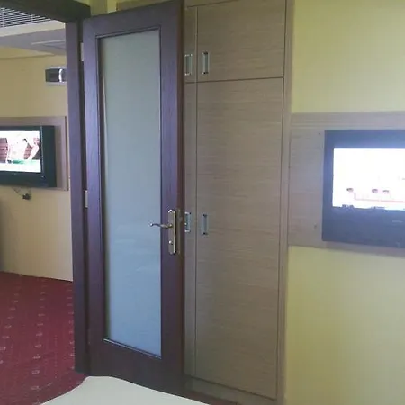 Hotel Halley